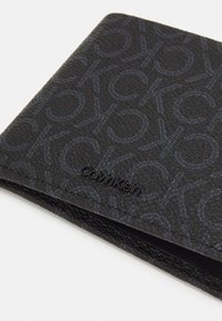 Calvin Klein MUST MONO BIFOLD COIN - Portafoglio - black