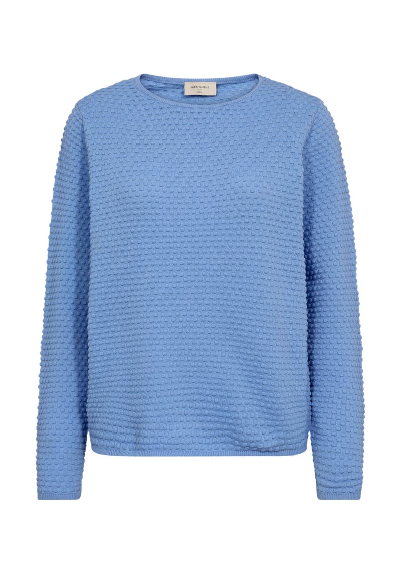 Lichtblauwe trui gemaakt van getextureerde stof met kleine verhoogde stippen. Voorzien van een ronde hals en lange mouwen, met geribbelde boord en zoom.