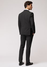 ROY ROBSON SLIM FIT - Completo - grau