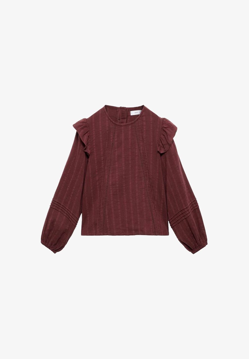 Bluză cu mâneci lungi de culoare roșu închis, cu detalii volănașe la umeri, guler rotund, linii texturate verticale și manșete evazate.