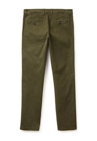 Khaki zielone chinosy o prostym kroju, wyposażone w dwie tylnie kieszenie zapinane na guziki oraz gładką bawełnianą teksturę.