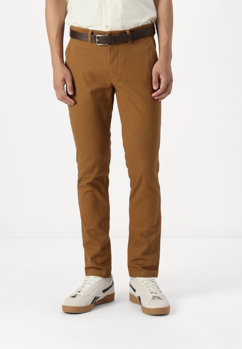 Jack & Jones - JPSTMARCO JJDAVE WITH BELT - Chinos - rubber, Enlarge