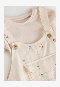 Non sélectionné, white floral