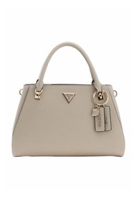 Sac à main texturé beige avec deux poignées supérieures, ferrures dorées, emblème logo et détail d'étiquette porte-clés. Forme structurée avec une base plate.