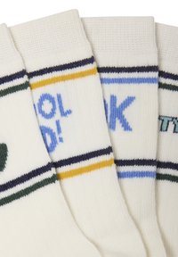 Drei Paar weiße Socken mit verschiedenen farbigen horizontalen Streifen und verspieltem Text in blauer, grüner, gelber und marineblauer Stickerei.