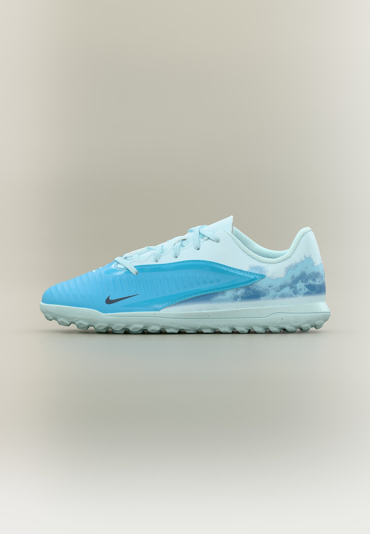 Nike PHANTOM 6 LOW CLUB ERLING HAALAND TF UNISEX - Turf football boots - baltic blue/blue eclipse/glacier blue