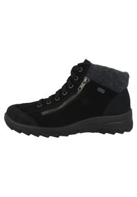 Scarpa mid-top in suede nero con chiusura a zip, colletto in felpa grigia, punta testurizzata e suola in gomma robusta per una buona aderenza.
