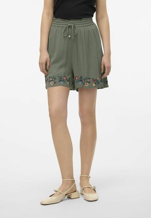 Shorts - laurel wreath