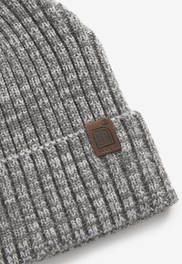 Next - Beanie - grey twist Miniatűr kép 1