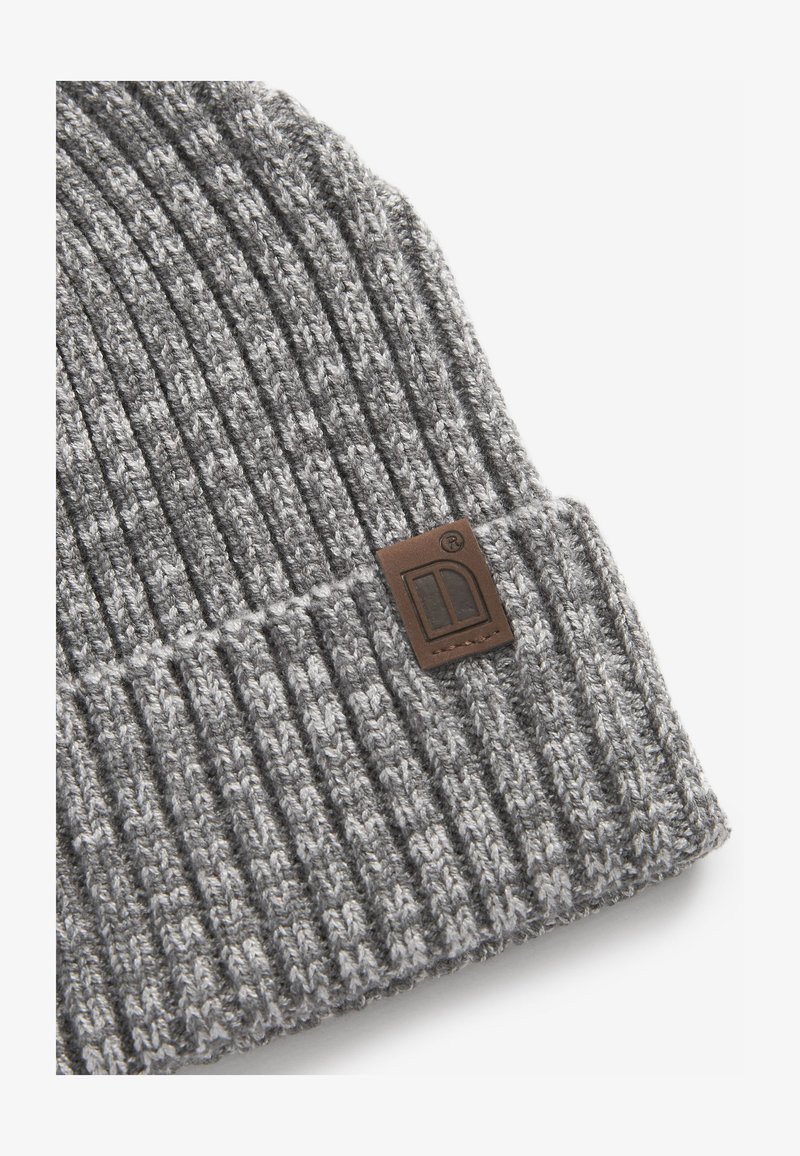 Next Kootud müts - grey twist