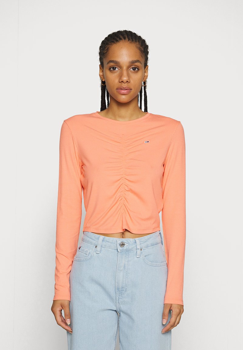 Tommy Jeans CROP RUCHING Long sleeved top peach dusk/coral