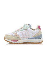 Baskets Mustang modèle 48936-C55341 pour unisexe enfants