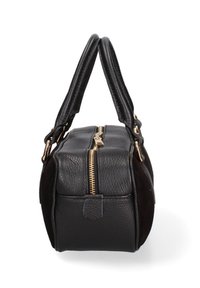 Borsa a tracolla in pelle nera con zip dorata, manici doppi e forma rettangolare. I pannelli laterali presentano una finitura testurizzata.