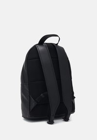 Calvin Klein Jeans MONOGRAM SOFT CAMPUS UNISEX - Sac à dos - black