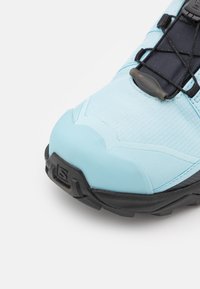 Salomon X ULTRA 4 GORE TEX W - Sapatos de caminhada - crystal blue/black/cumin