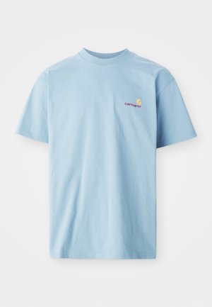 T-shirt bleu clair à manches courtes en coton, avec un col rond et un petit logo multicolore Carhartt sur la poitrine gauche.
