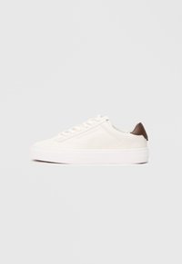 Nem kiválasztott, ecru/legacy brown