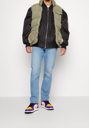 Džíny Straight Fit - light-blue denim