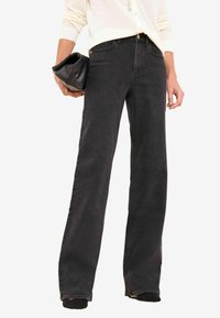 Nevybráno, washed black