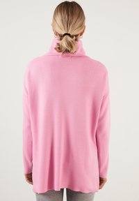 LELA REGULAR FIT - Pulover - pink