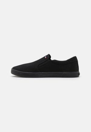 Tommy Hilfiger Loaferit/pistokkaat - black