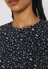 Object OBJMILA LS NOOS - Blusa - sky captain