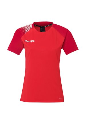 Rød atletisk skjorte med korte ærmer, rund halsudskæring, tekstureret trekantet mønster på skuldrene og hvid "Kempa" logo på brystet.