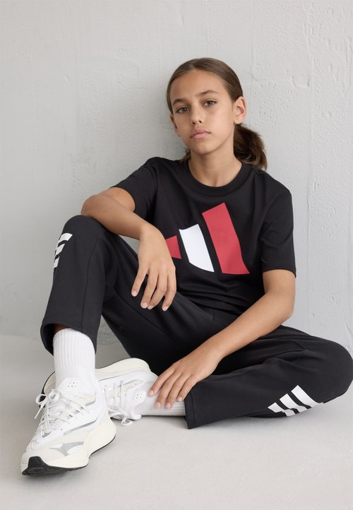 adidas Camiseta de niños Essentials Negro — photo 2