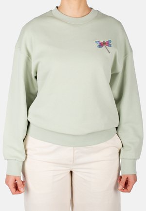Mintgrüner Sweatshirt mit langen Ärmeln, gerippten Bündchen und Saum, ausgestattet mit einem gestickten Libellenmotiv in Pink und Blau.