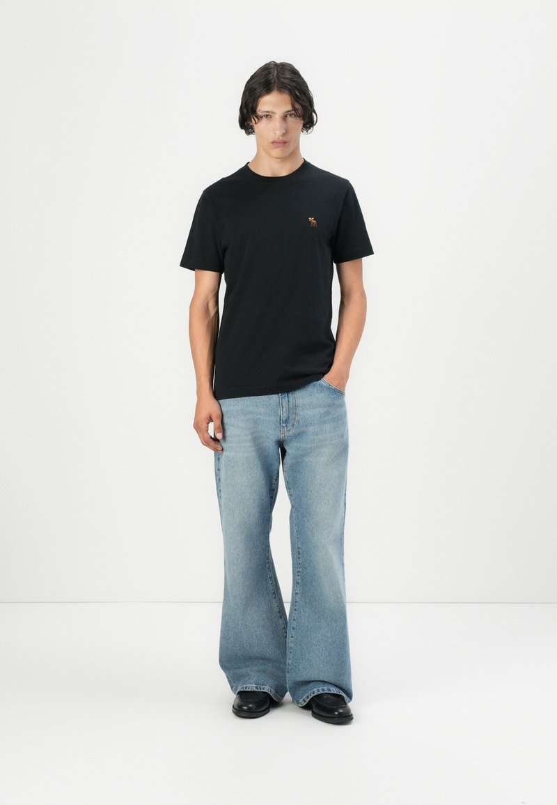 Abercrombie & Fitch - ICON CREW 5 PACK - Basic T-shirt - black/off-white/sand/brown/white, Enlarge
