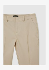 Non sélectionné, beige