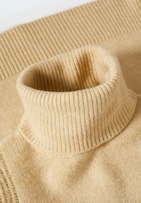 Mango Sweter