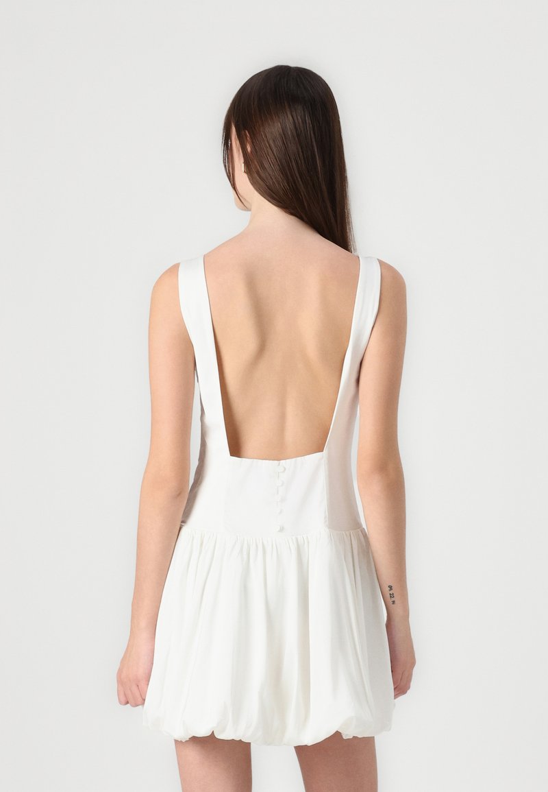 Abercrombie & Fitch High-Neck Bubble Hem Mini Dress - Cocktail dress /  Party dress - off white/grey - Zalando