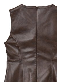 Dunkelbraune Lederweste ohne Ärmel mit sichtbaren Nahtdetails und einem geschlossenen Rückenzipper.