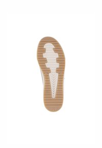 Semelle de chaussure avec un motif de bande de roulement multidirectionnel, arborant un dessous en caoutchouc de couleur beige et une intermédiaire texturée blanche pour une bonne adhérence et un soutien.
