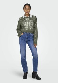ONLY NORMAL GESCHNITTEN - Pulover - khaki