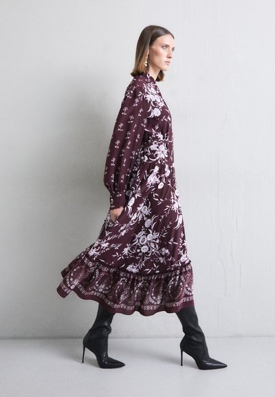 Erdem LONG SLEEVE ASYMETRICAL DRESS WITH TIERED HEM - Maxikleid - burgundy