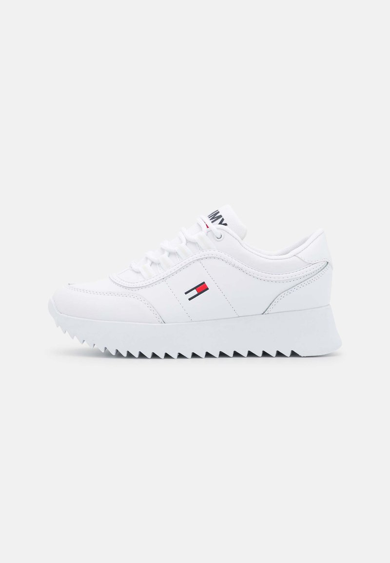 tommy jeans high cleated
