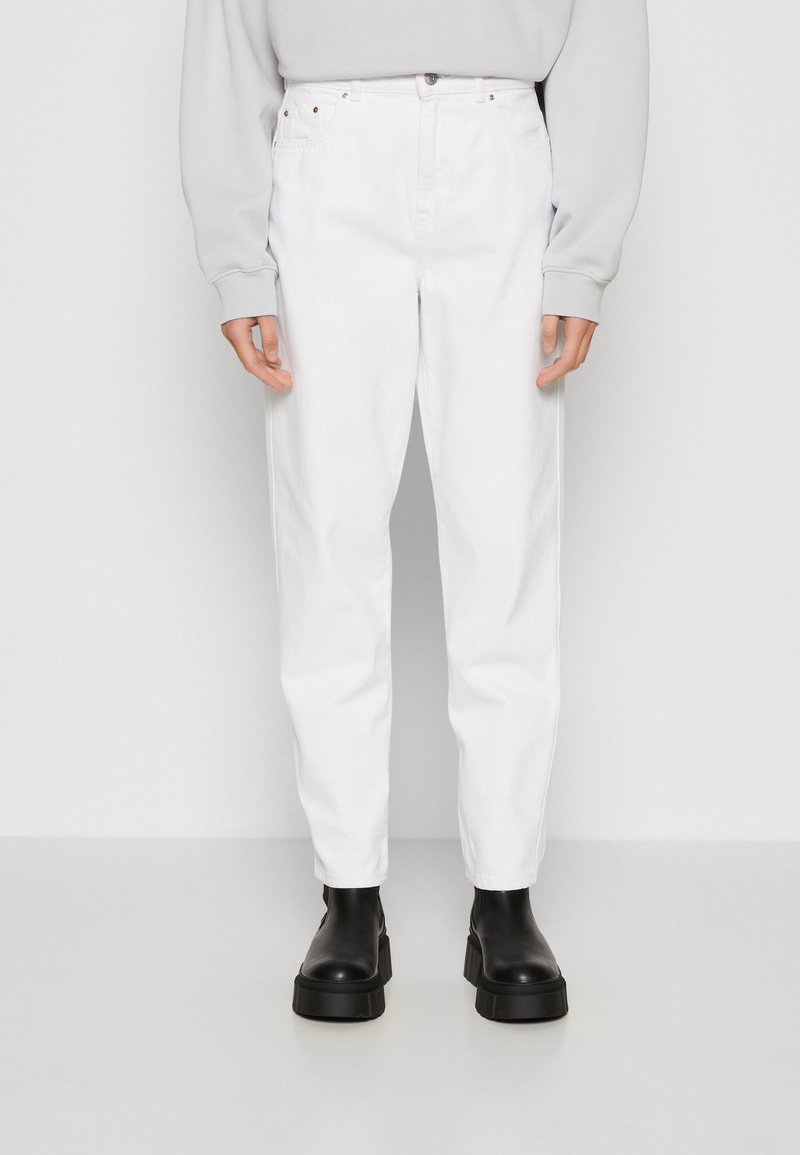 ONLY ONLTOKYO CARROT Jeans Relaxed Fit white denim Zalando.ch