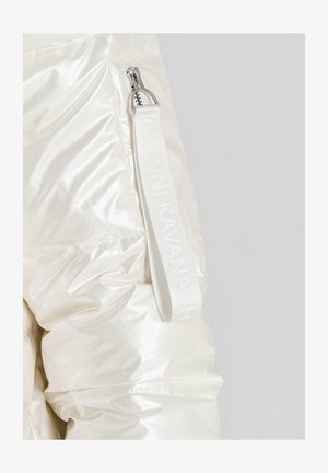 Gianni Kavanagh GLOSSY - Talvitakki - white