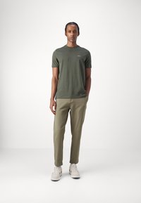 BOSS T-shirts basic - open green