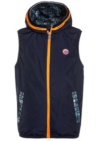 Mörkblå ärmlös jacka med en orange dragkedja, mönstrad huva och reflekterande detaljer på sidorna. Innehåller ett logopatch.