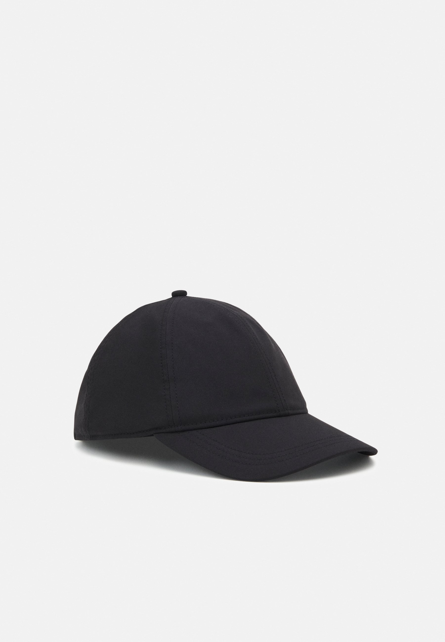 Black cap