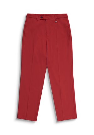 Pantalon rouge ajusté avec passants pour ceinture, fermeture avant à bouton et glissière, poches latérales et coupe droite.