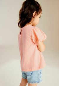 Next PUFF SHORT SLEEVE - Lihtne T-särk - peach pink