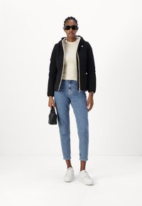 K-Way REVERSIBLE WARM DOUBLE - Jachetă subțire - black/beige