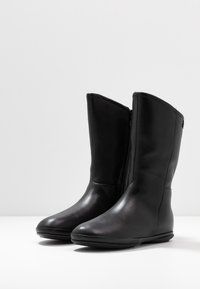 Camper Zimní obuv - black