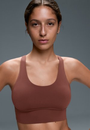 OYSHO, MEDIUM-SUPPORT COMFORTLUX SPORTS BRA WITH CUPS - Brassières de sport à maintien normal - brown