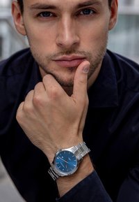 Carlheim Montre à aiguilles - silver coloured blue