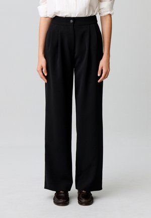 Claudie Pierlot, PANTS - Pantalones - noir